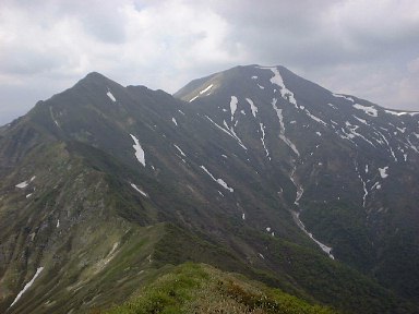 エビス大黒の頭への急登と仙ノ倉山