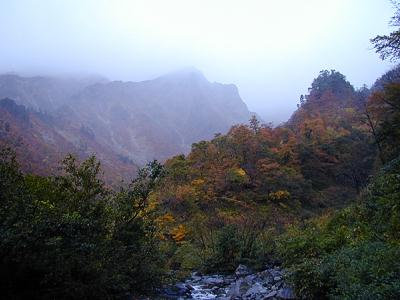二俣から望む幕岩方面